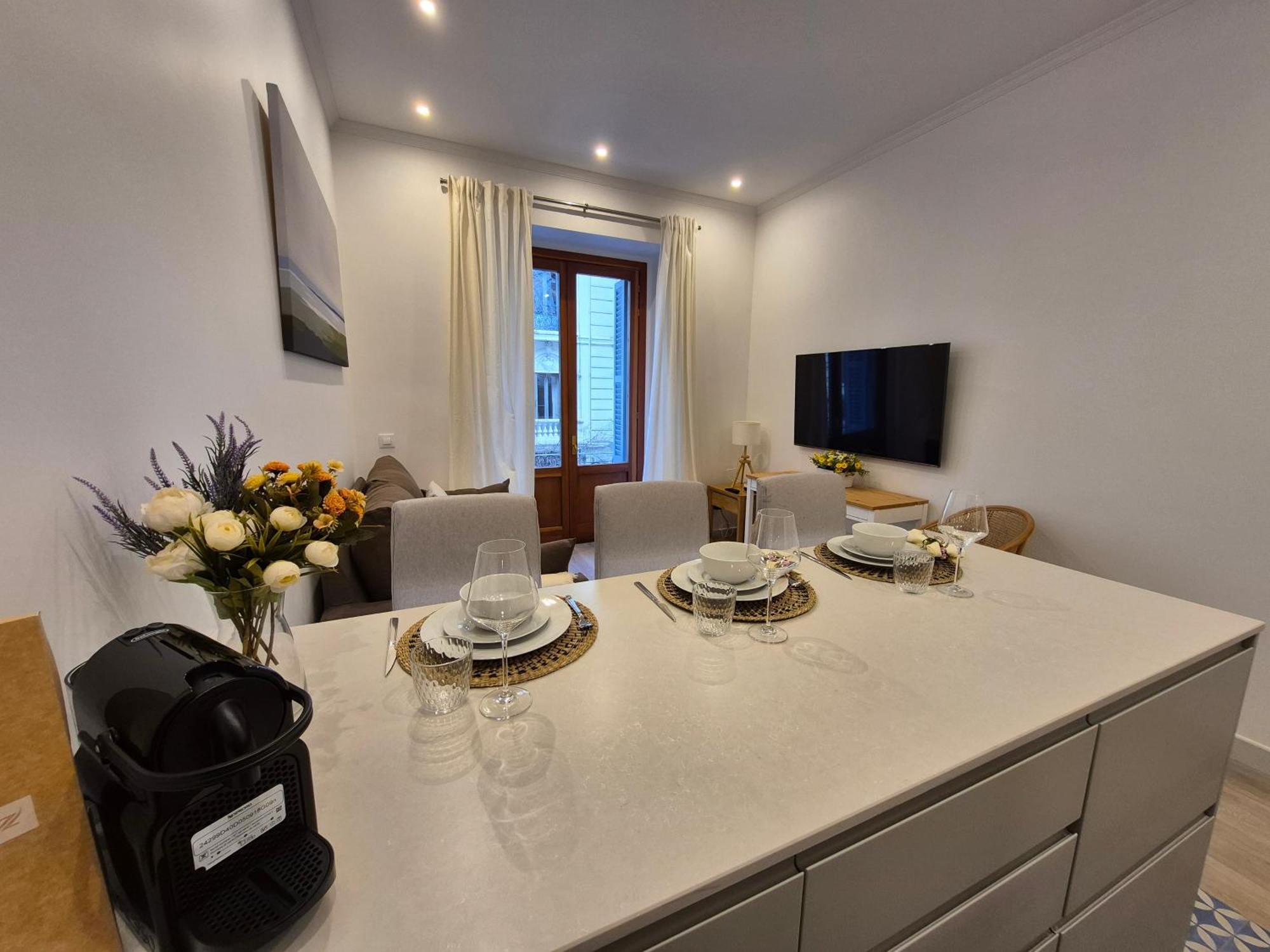 Apartamentos Plaza De Espana Madrid Extérieur photo