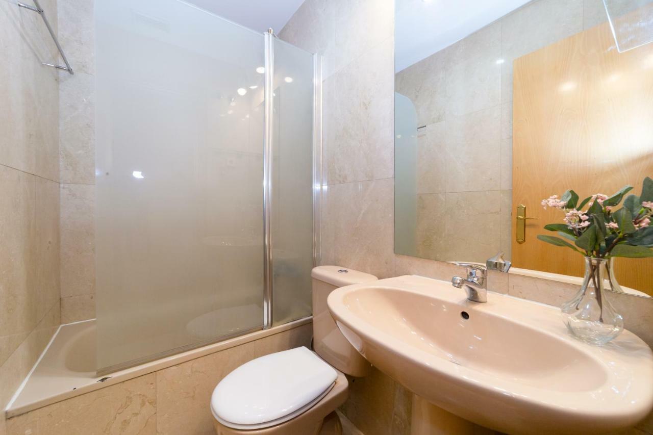 Apartamentos Plaza De Espana Madrid Extérieur photo