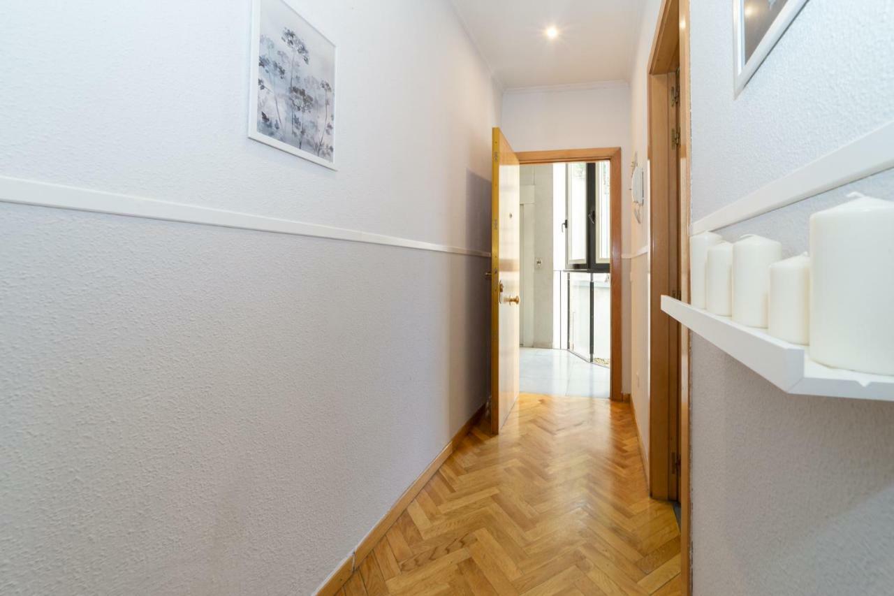 Apartamentos Plaza De Espana Madrid Extérieur photo