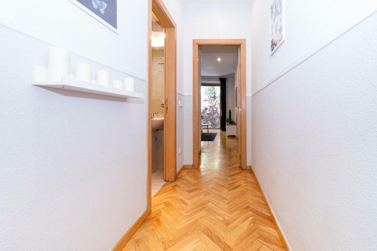 Apartamentos Plaza De Espana Madrid Extérieur photo
