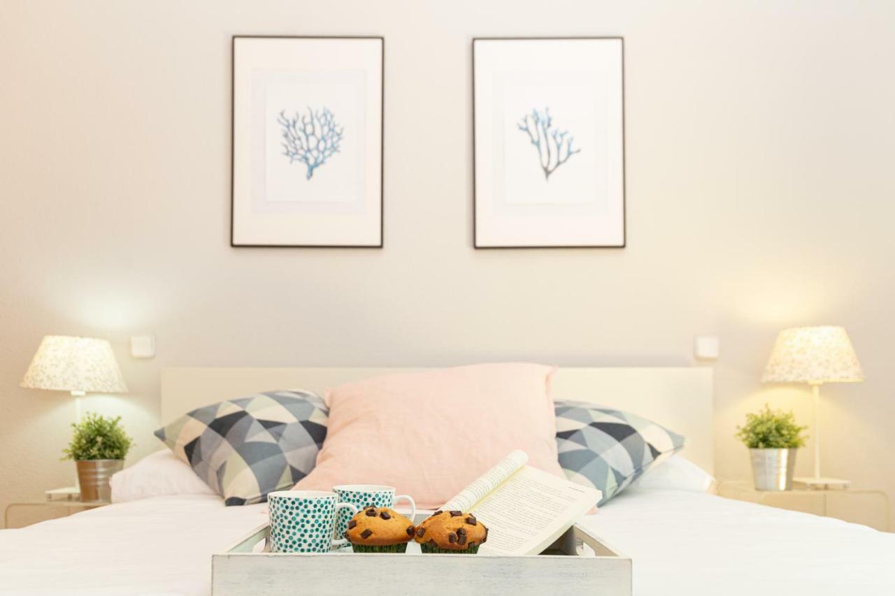 Apartamentos Plaza De Espana Madrid Extérieur photo