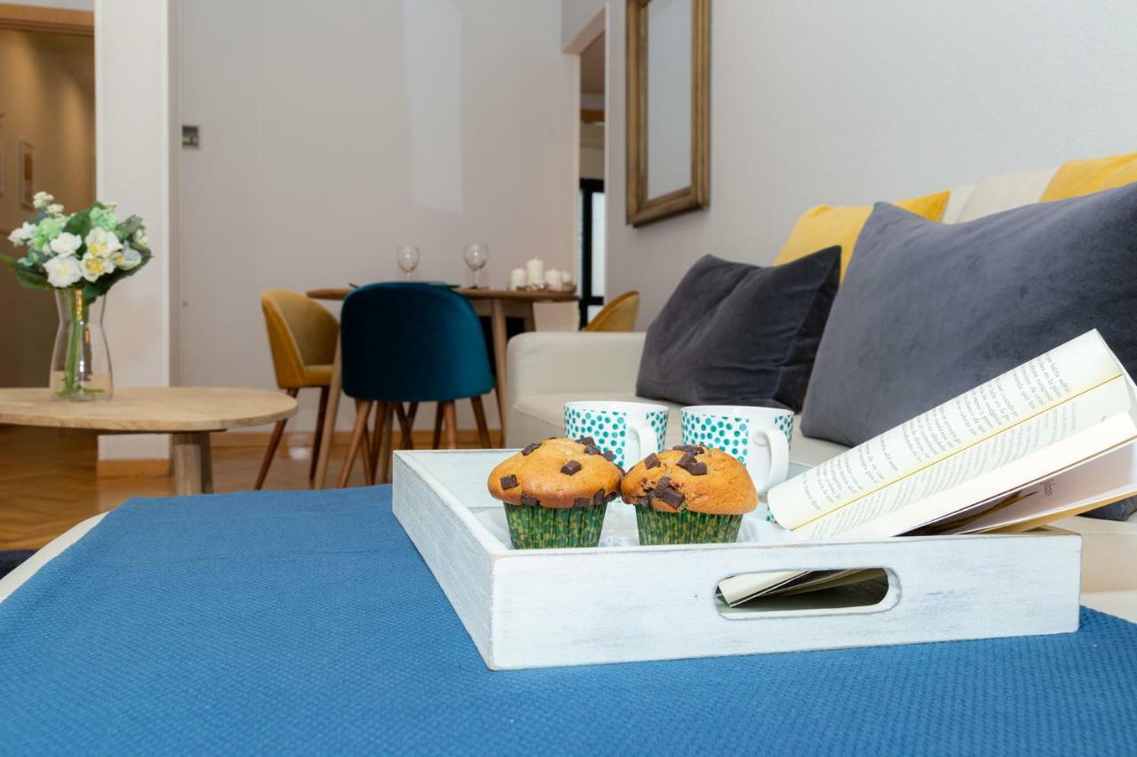 Apartamentos Plaza De Espana Madrid Extérieur photo